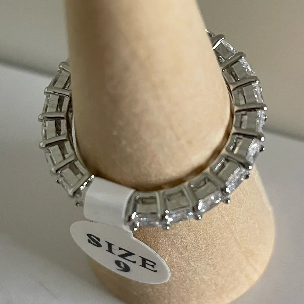 NWT Sterling Silver CZ Eternity Ring Size 9